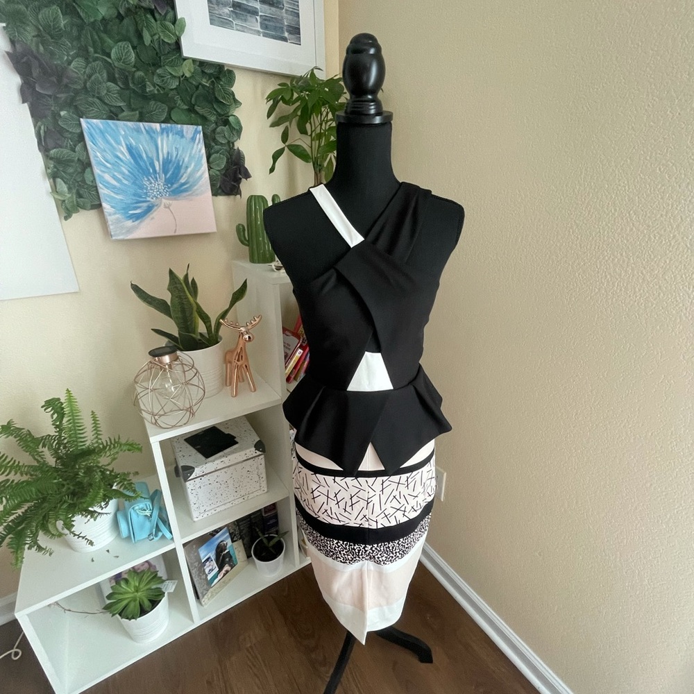 Cocktail Hour Dress by N21H